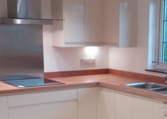 Salisbury Kitchens and Carpentry Extractor Hood