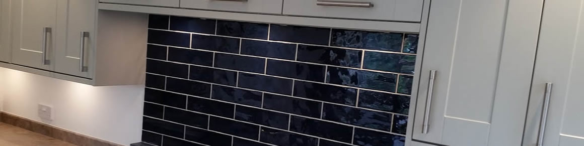 Salisbury Kitchens and Carpentry Tiled Splashback